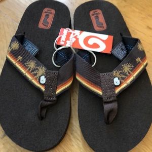 Teva Mush kids slippers